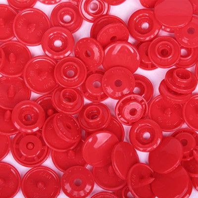 25 boutons pression sans couture rouge 12,4 mm