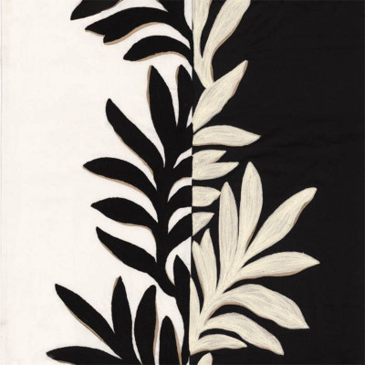 Tissu fleuri Sophora blanc / noir de lune Casamance